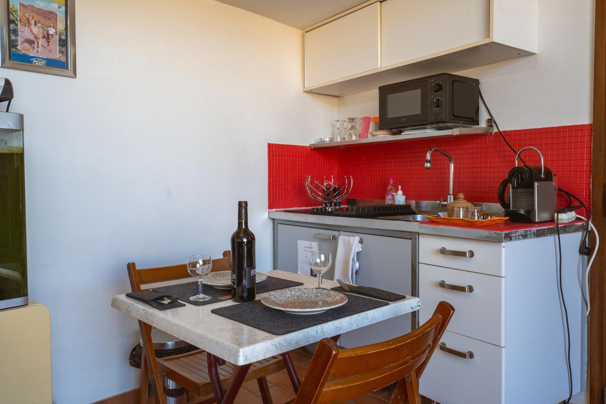 Joshroom Caux Buitenkant foto
